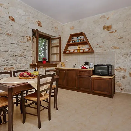 Pounente Apartament Laganas